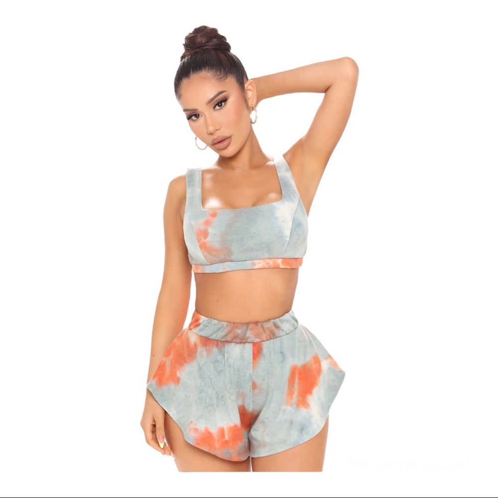 Can’t Be Fooled Crop Top- Orange/ Combo